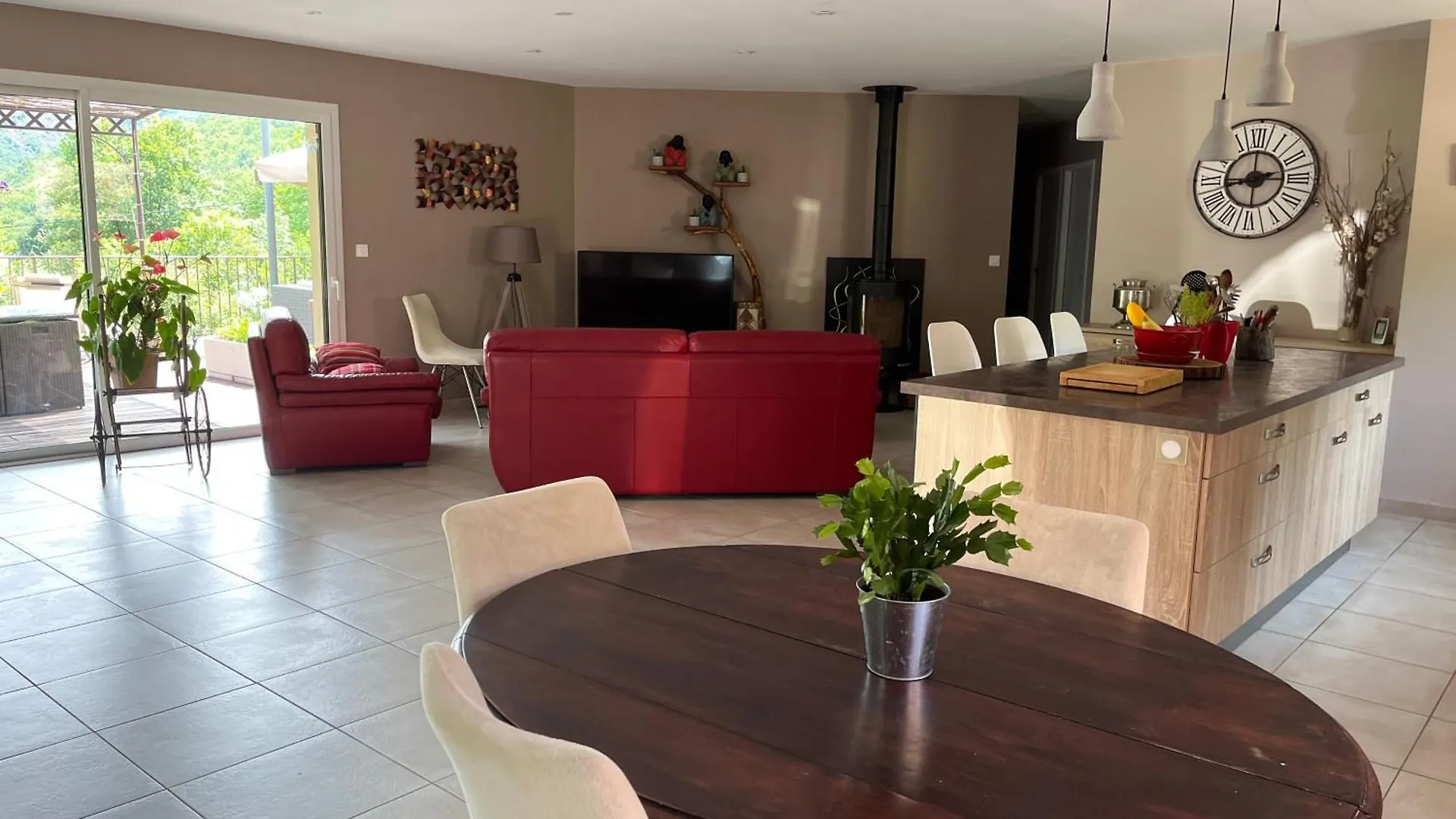 Villa En Pleine Nature Avec Piscine Sablieres France
